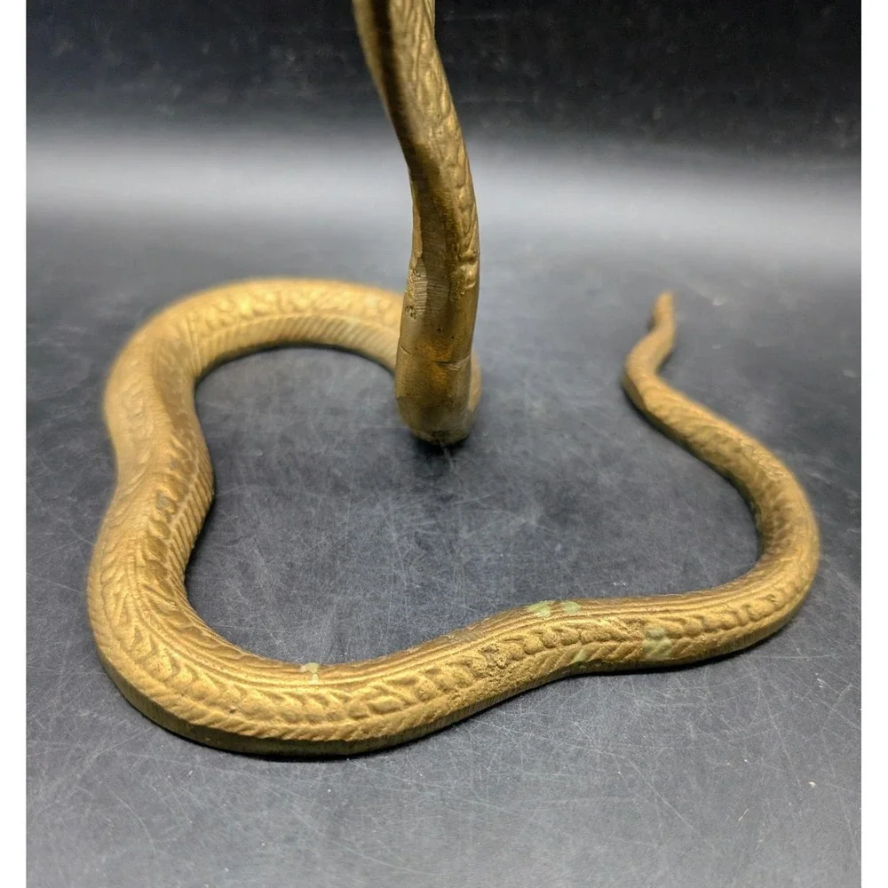 Vintage Brass Cobra Snake Candlestick Holder Lotus Flower King‎ Cobra India 8in
